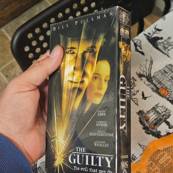 The Guilty (VHS, 2000) Sealed - Bill Pullman, Devon Sawa, Gabriella Anwar - Picture 3 of 9